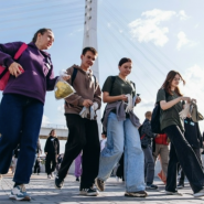 Субботник на Вознесенской набережной фотографии