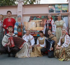 Выставка «Радуга ремёсел»