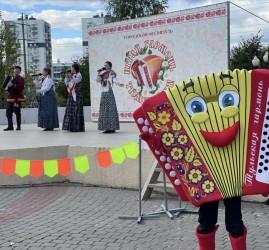 Городской фестиваль-конкурс «Играй, гармонь тюменская» сентябрь 2026