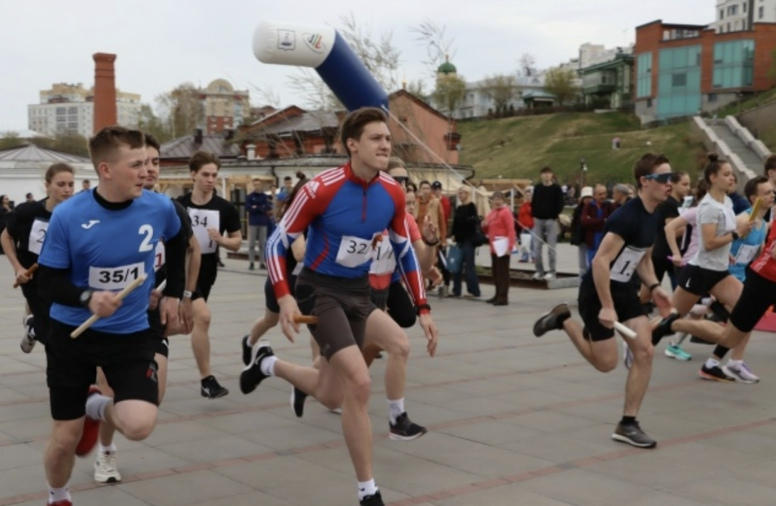 Легкоатлетическая эстафета в День Победы в Тюмени 2026